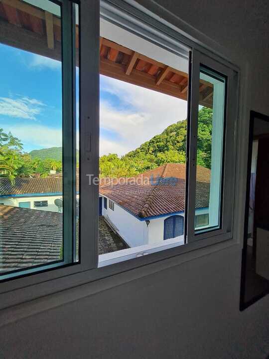 Casa para aluguel de temporada em Ubatuba (Enseada)