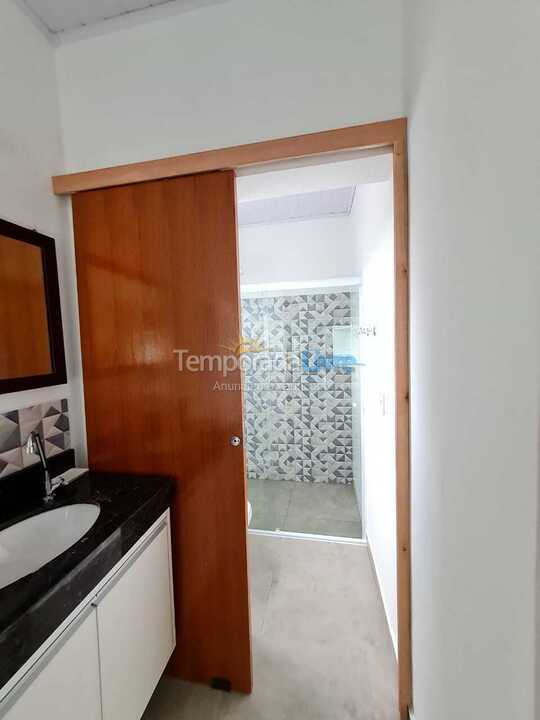 Casa para aluguel de temporada em Ubatuba (Enseada)