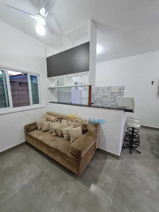 Casa para aluguel de temporada em Ubatuba (Enseada)