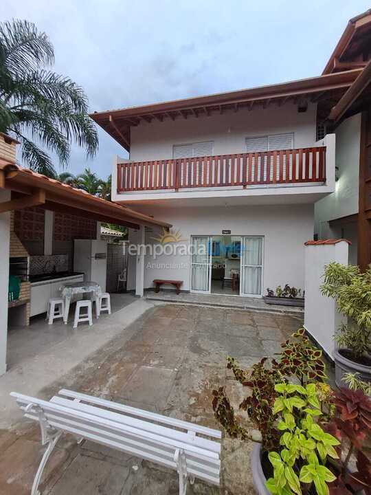 Casa para aluguel de temporada em Ubatuba (Enseada)