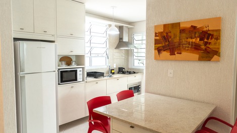 APARTAMENTO 2 SUÍTES EM JURERÊ INTERNACIONAL
