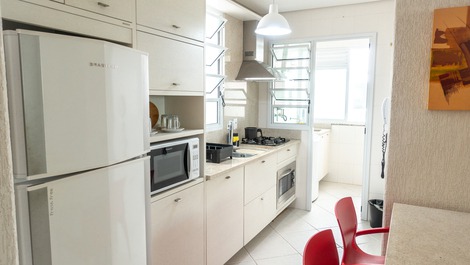 APARTAMENTO 2 SUÍTES EM JURERÊ INTERNACIONAL