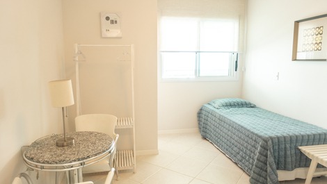APARTAMENTO 2 SUÍTES EM JURERÊ INTERNACIONAL