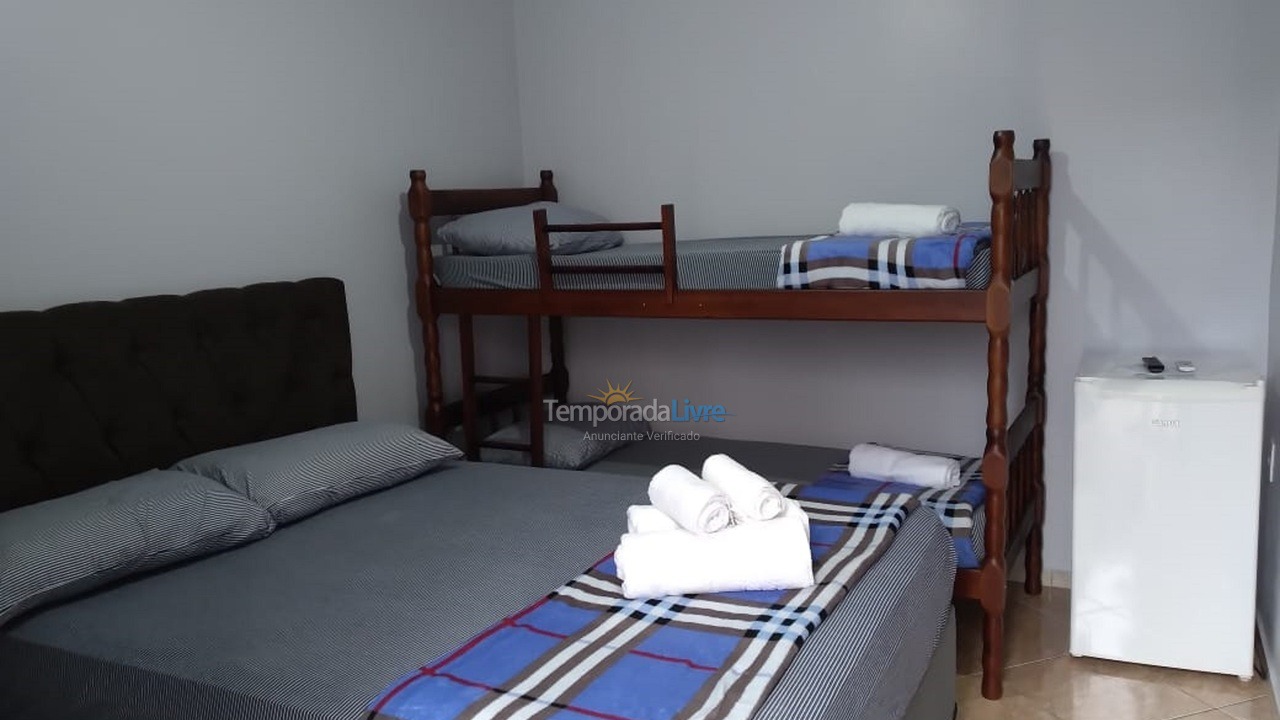 Casa para aluguel de temporada em Penha (Centro)