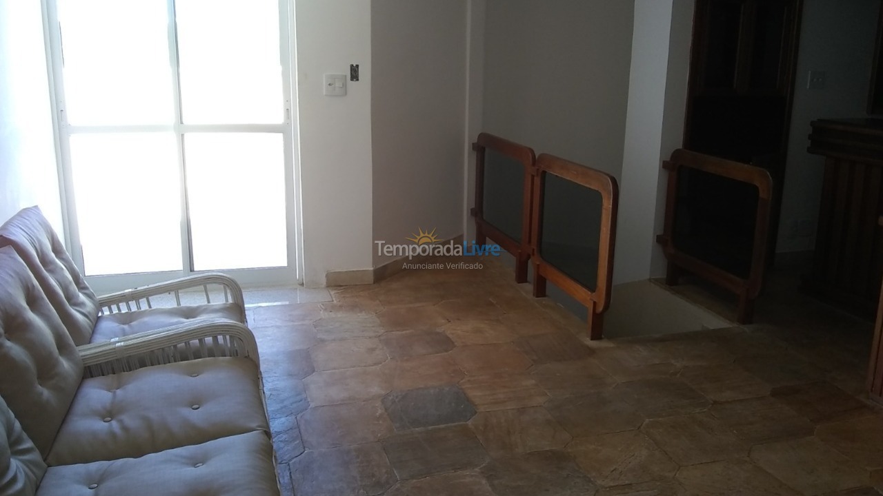 Apartamento para aluguel de temporada em Guarapari (Praia do Morro)