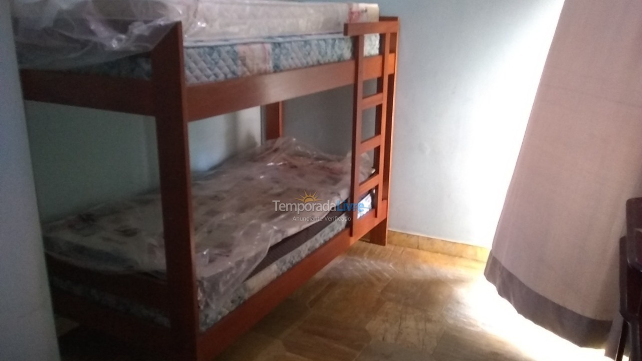 Apartamento para aluguel de temporada em Guarapari (Praia do Morro)