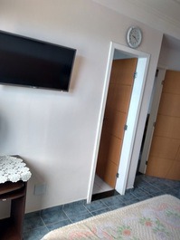 Quarto 03/suíte 02-com ar cond. e ventilador