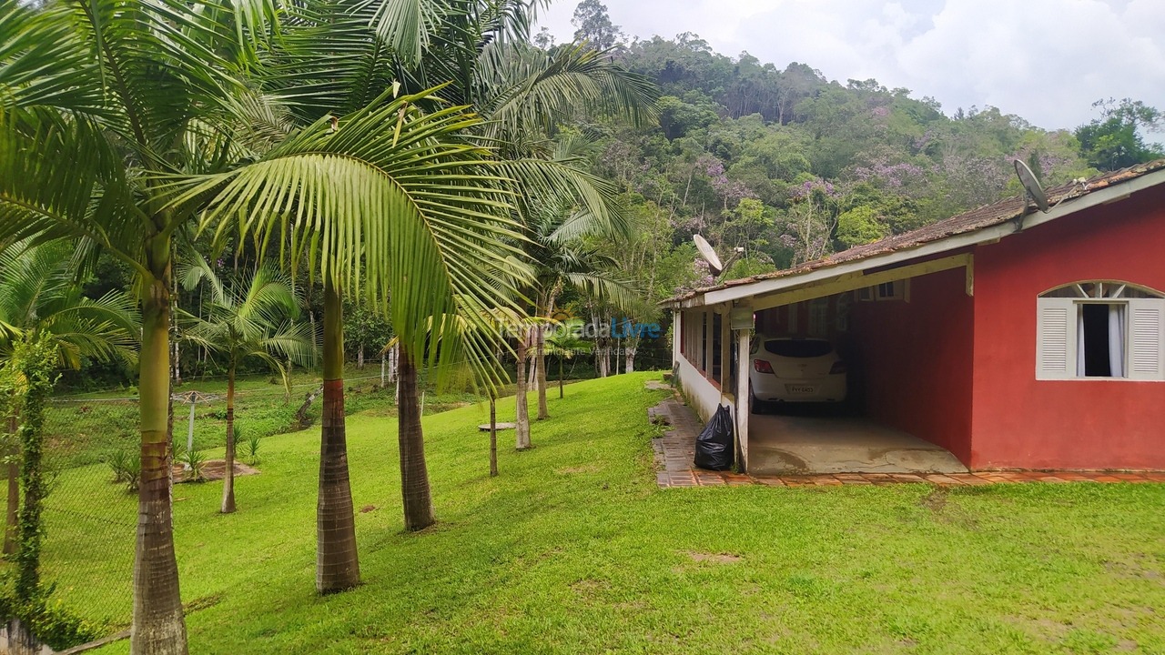 Chácara / sítio para aluguel de temporada em Juquitiba (Bairro Palmeirinha Sitio Aldemir Sítiocarmocom)