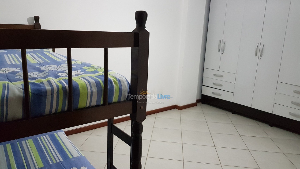 Apartamento para aluguel de temporada em Guarapari (Praia do Morro)