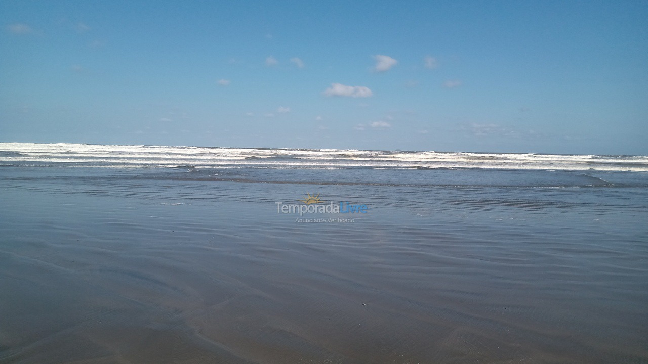 House for vacation rental in Itanhaém (Bopiranga)