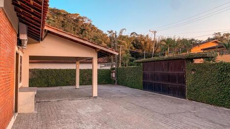 Garagem para até 10 carros