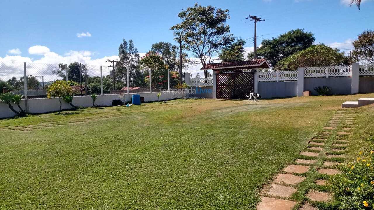 Granja para alquiler de vacaciones em Atibaia (Residencial Pararanga)