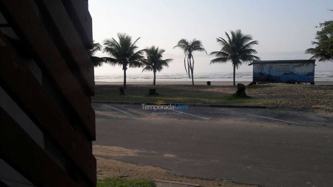 Casa para aluguel de temporada em Bertioga (Vista Linda)