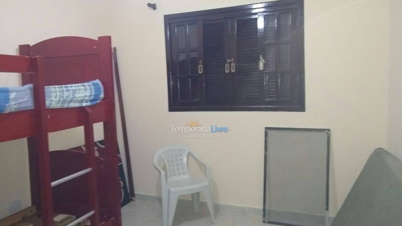 Casa para aluguel de temporada em Bertioga (Vista Linda)