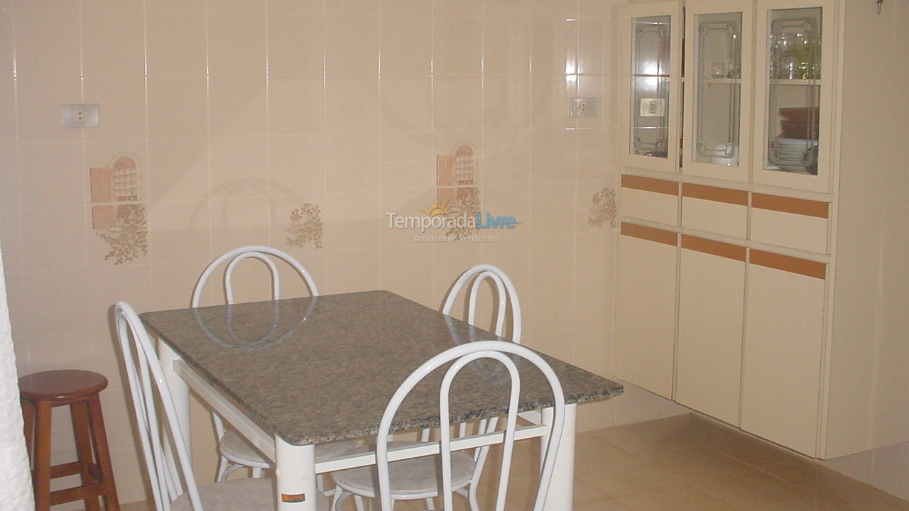 Chácara / sítio para aluguel de temporada em Piracaia (Canedos)