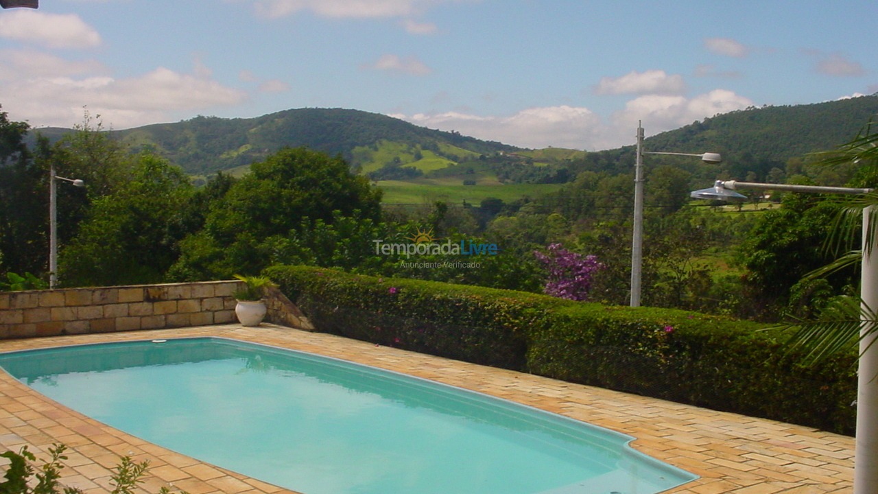 Chácara / sítio para aluguel de temporada em Piracaia (Canedos)