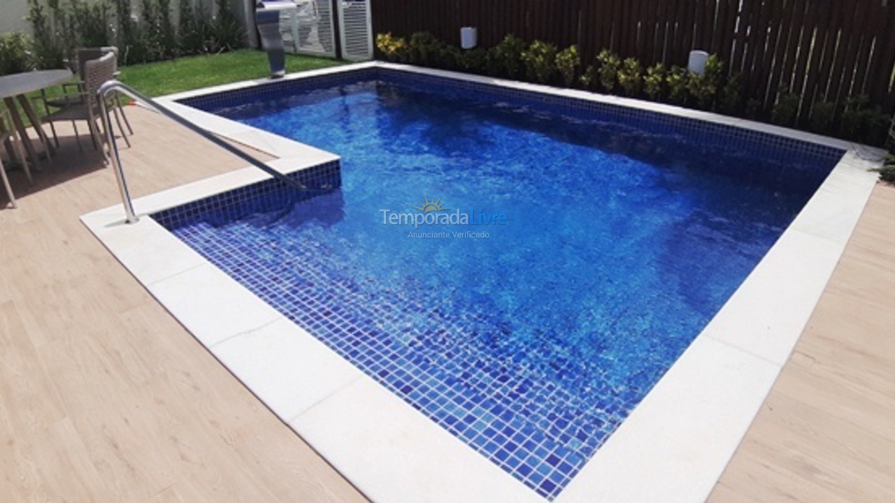 Casa para aluguel de temporada em Camaçari (Praia de Guarajuba)