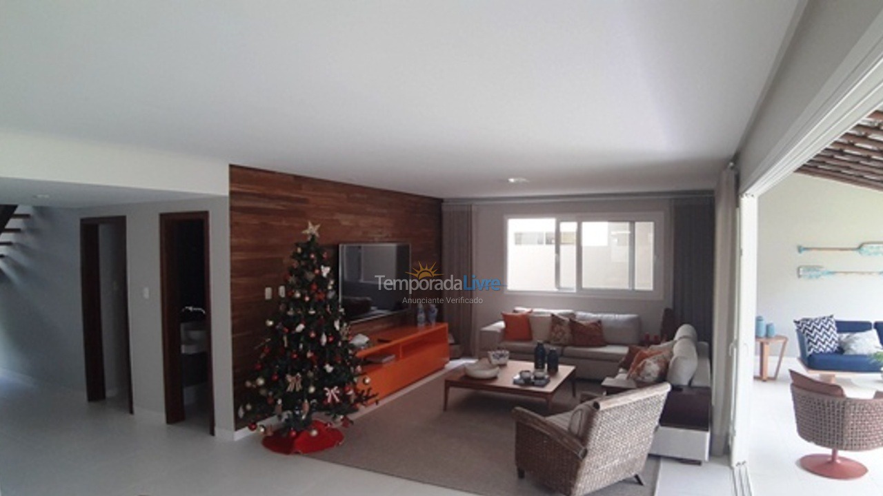 Casa para aluguel de temporada em Camaçari (Praia de Guarajuba)