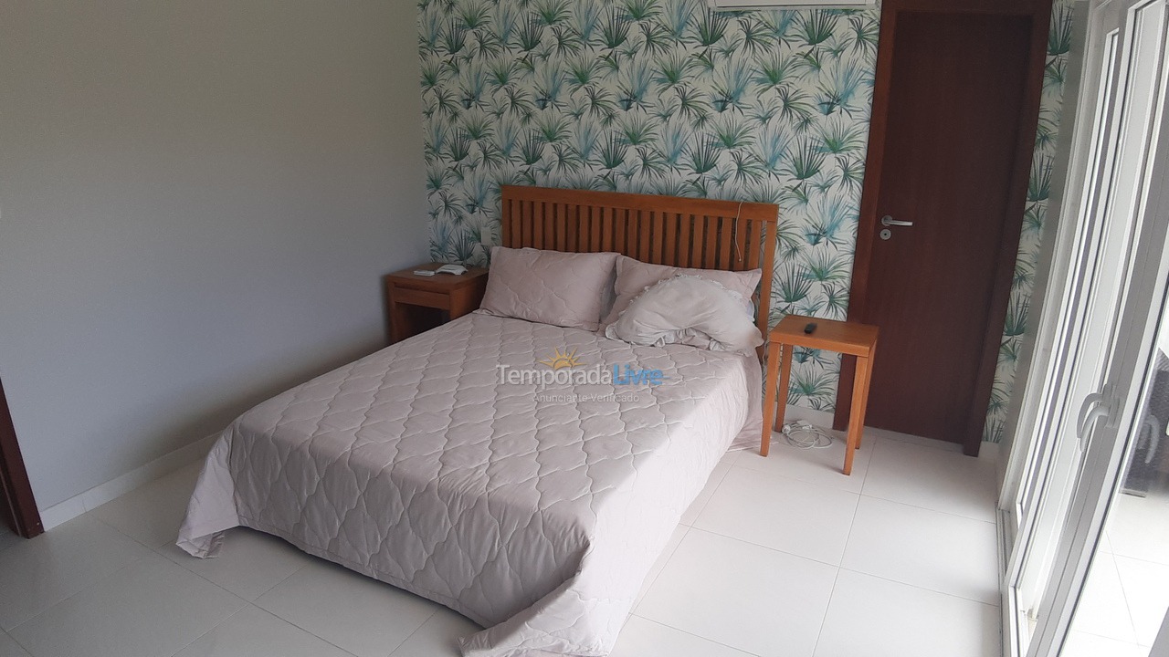 Casa para aluguel de temporada em Camaçari (Praia de Guarajuba)