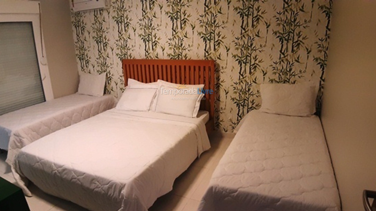 Casa para aluguel de temporada em Camaçari (Praia de Guarajuba)