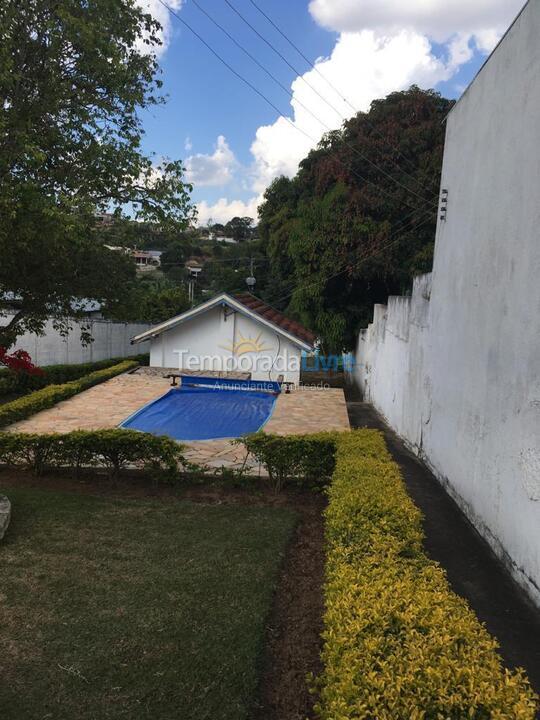 Granja para alquiler de vacaciones em Serra Negra (Bairro das Posses)