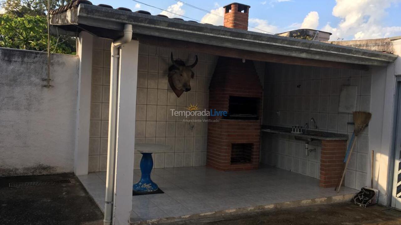 Granja para alquiler de vacaciones em Serra Negra (Bairro das Posses)