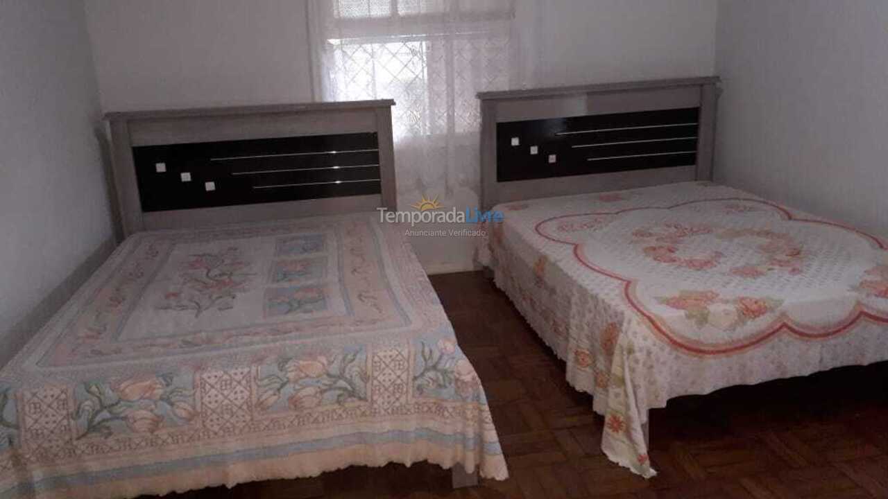 Granja para alquiler de vacaciones em Serra Negra (Bairro das Posses)