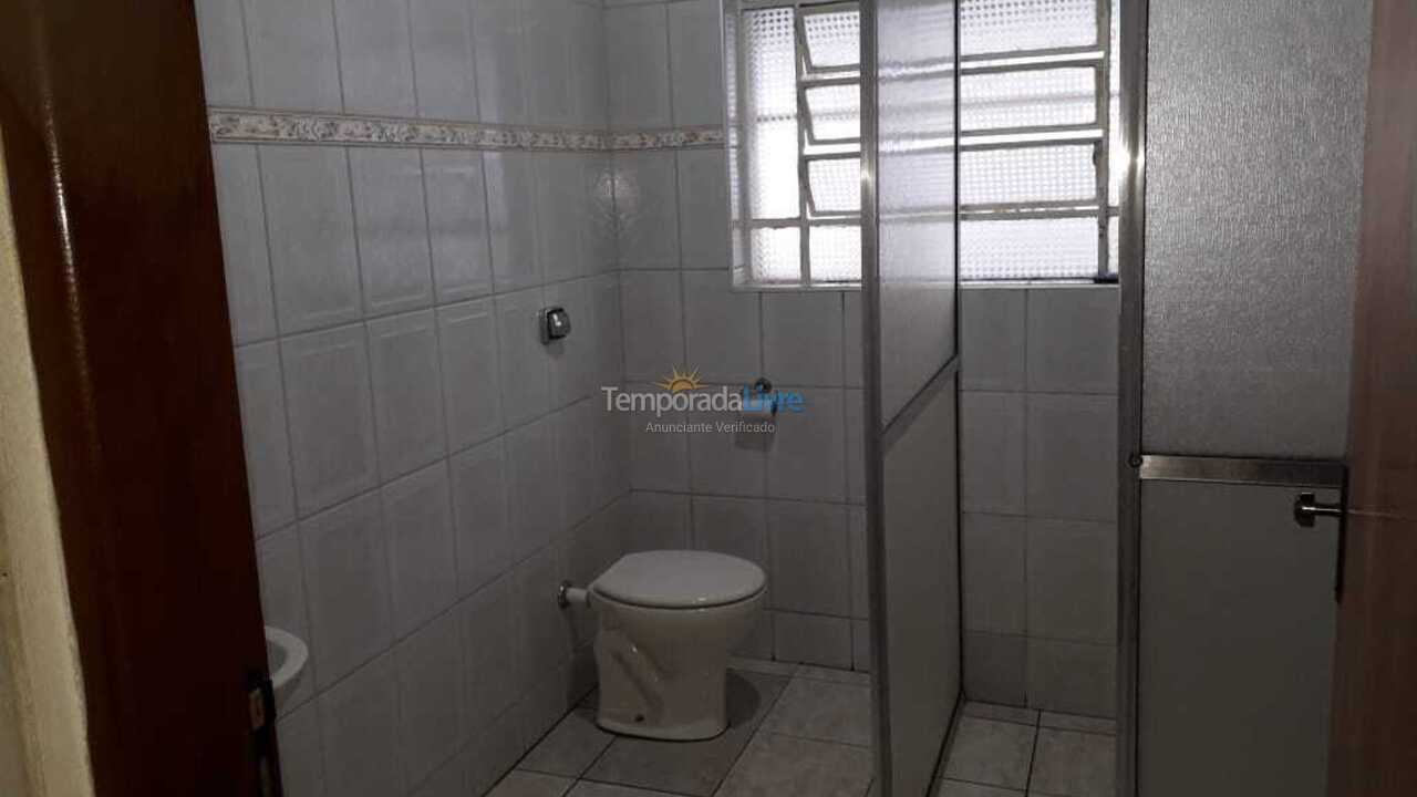 Granja para alquiler de vacaciones em Serra Negra (Bairro das Posses)