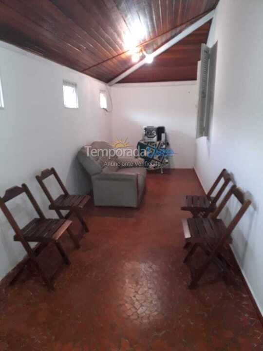 Granja para alquiler de vacaciones em Serra Negra (Bairro das Posses)