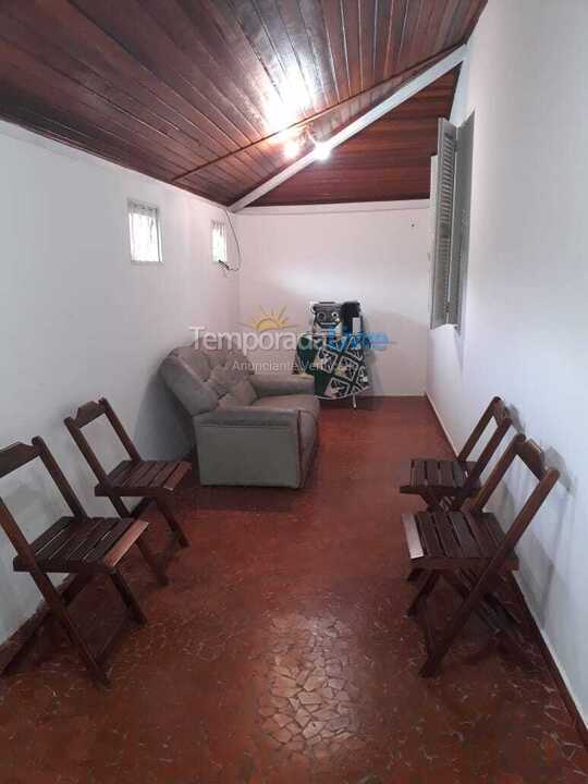 Granja para alquiler de vacaciones em Serra Negra (Bairro das Posses)