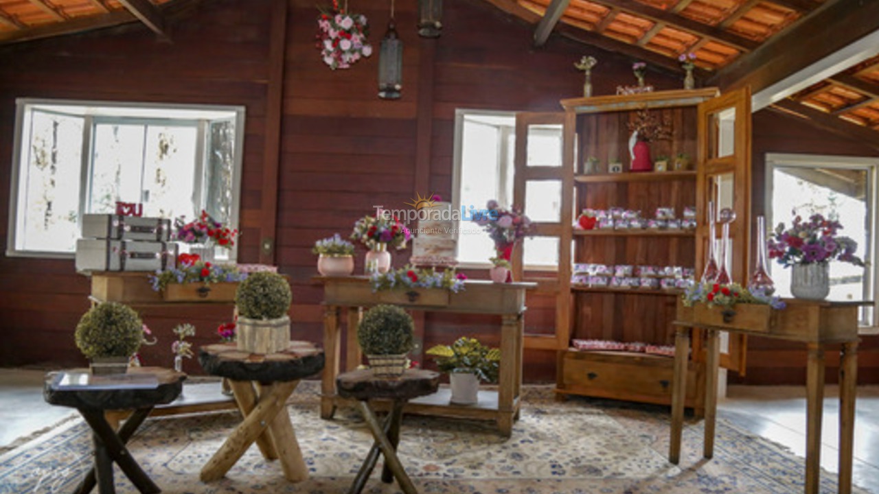 Chácara / sítio para aluguel de temporada em Santa Isabel (Santa Isabel)