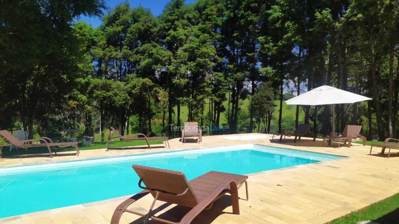 Chácara / sítio para aluguel de temporada em Santa Isabel (Santa Isabel)