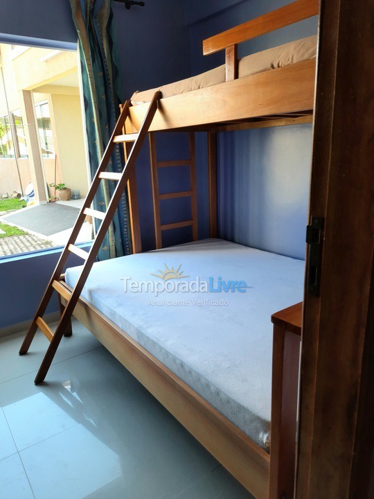 Casa para alquiler de vacaciones em Guaratuba (Barra do Saí)