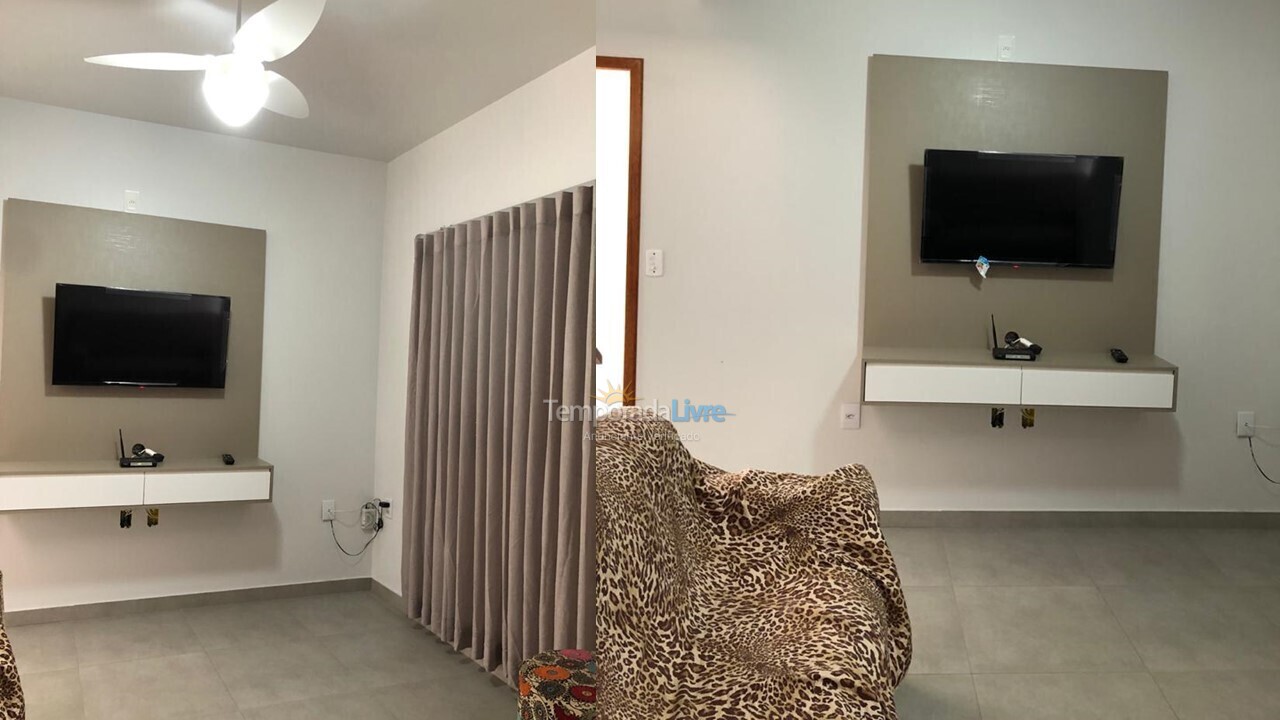 Casa para aluguel de temporada em Governador Celso Ramos (Praia de Palmas)