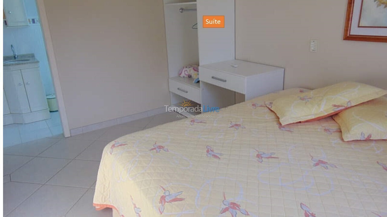 Apartamento para aluguel de temporada em Governador Celso Ramos (Praia de Palmas)