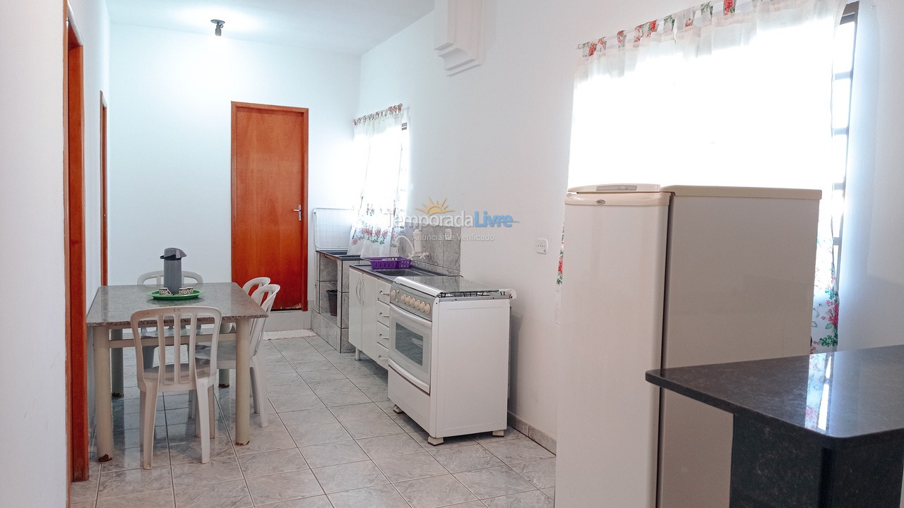 Apartamento para aluguel de temporada em Trindade (Ana Rosa)