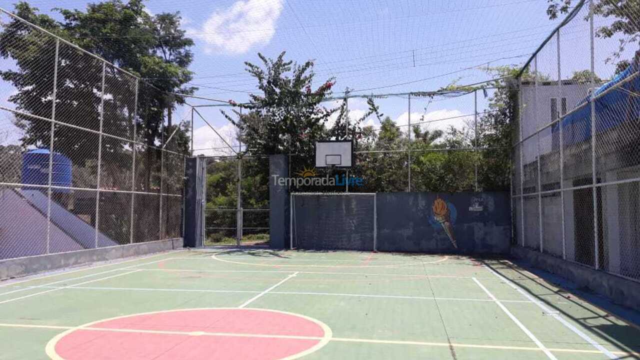 Granja para alquiler de vacaciones em Igaratá (Parque Alpina Igaratá)