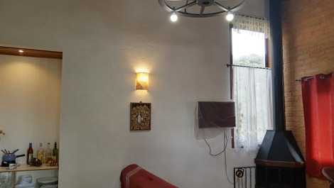 Vista da sala conjugada com a cozinha