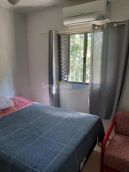 House for vacation rental in Bertioga (Praia de Guaratuba)