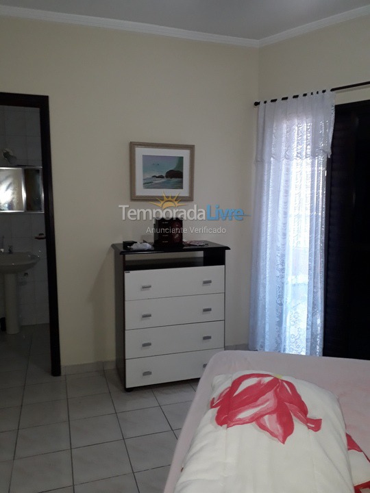 Apartamento para alquiler de vacaciones em Praia Grande (Vila Tupi)