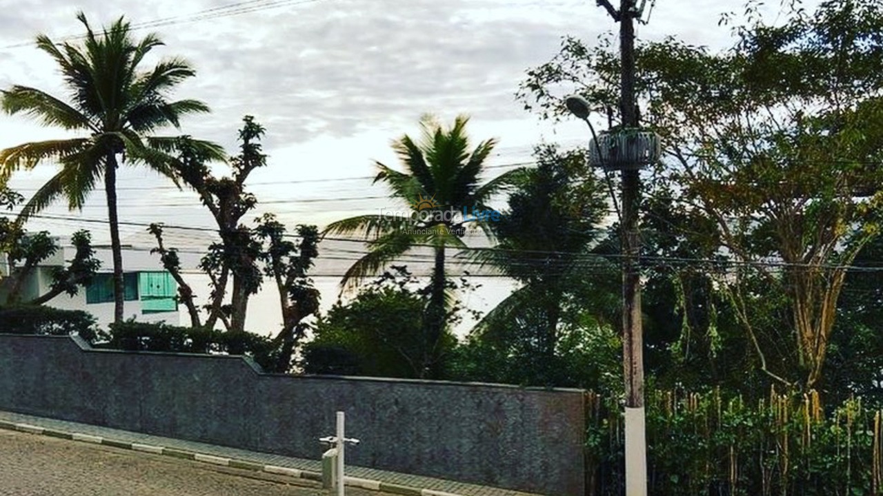Apartamento para aluguel de temporada em Guarujá (Enseada)