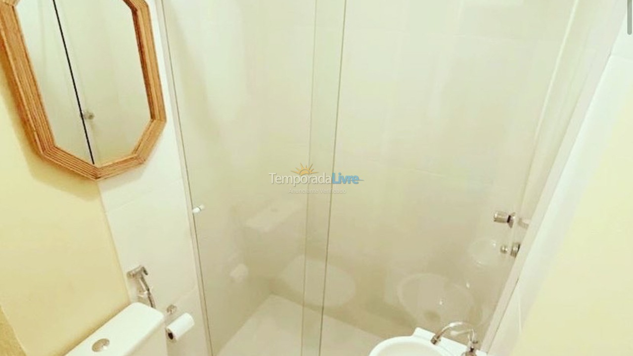 Apartamento para aluguel de temporada em Guarujá (Enseada)