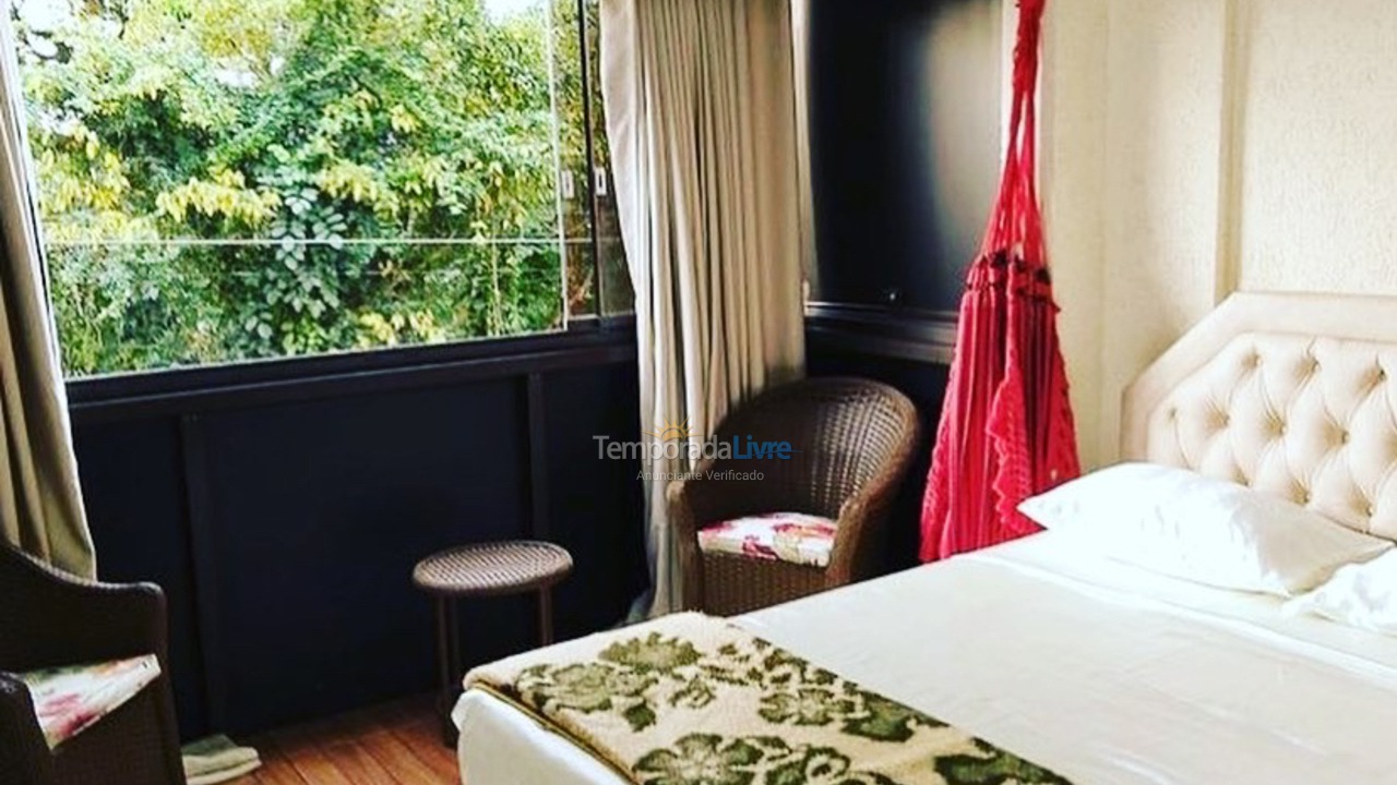 Apartamento para aluguel de temporada em Guarujá (Enseada)