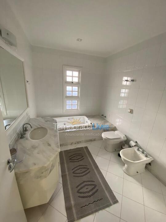 Casa para alquiler de vacaciones em Guarujá (Enseada)