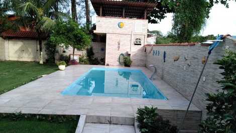 Piscina de frente a piscina