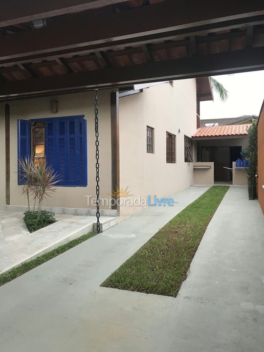 Casa para alquiler de vacaciones em São Sebastião (Juquehy)