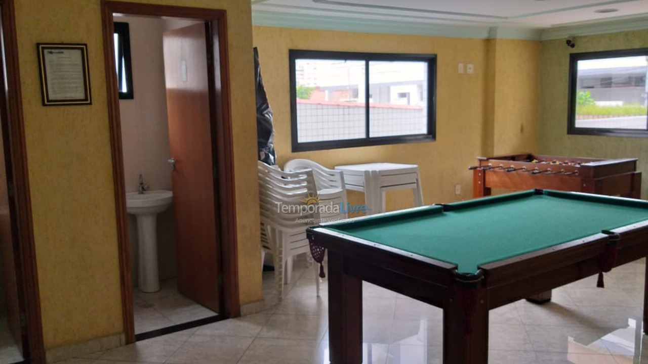 Apartamento para aluguel de temporada em Praia Grande (Praia Grande Vila Tupi 1 Quadra Wi Fi Diária 160)
