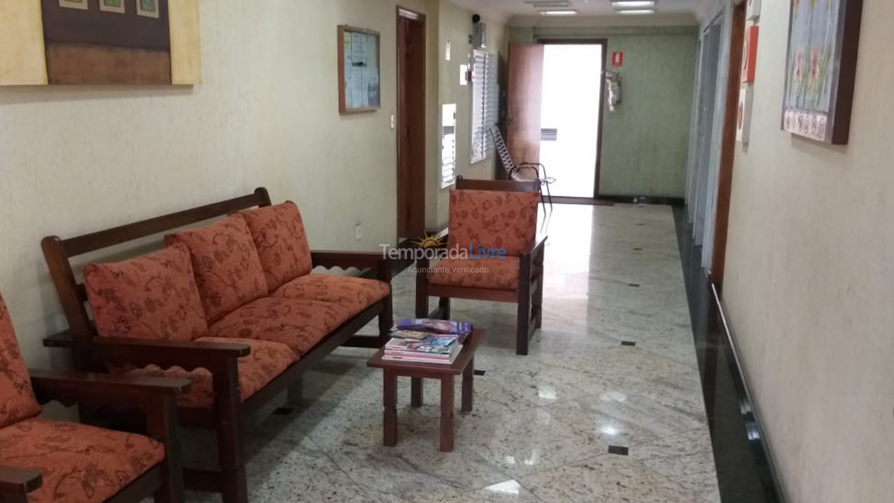 Apartamento para aluguel de temporada em Praia Grande (Praia Grande Vila Tupi 1 Quadra Wi Fi Diária 160)