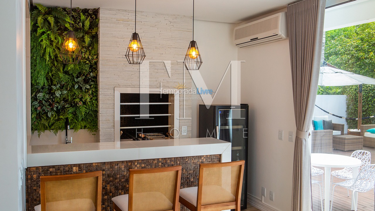 Casa para aluguel de temporada em Florianopolis (Jurerê Internacional)
