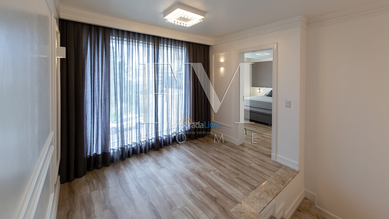 Casa para aluguel de temporada em Florianopolis (Jurerê Internacional)